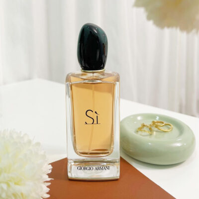 Giorgio Armani Sì Eau de Parfum H4